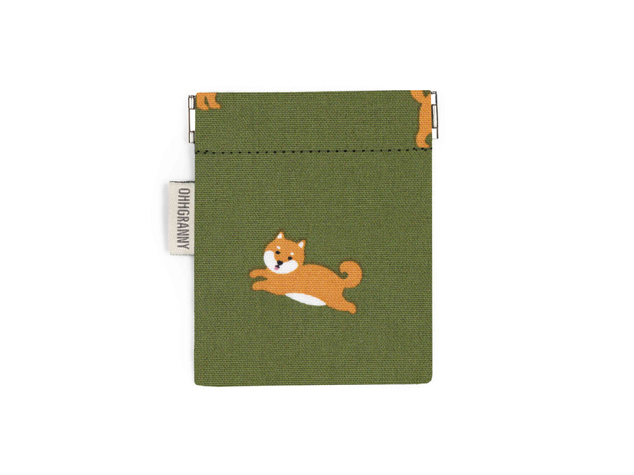 Shiba Shiba on Green