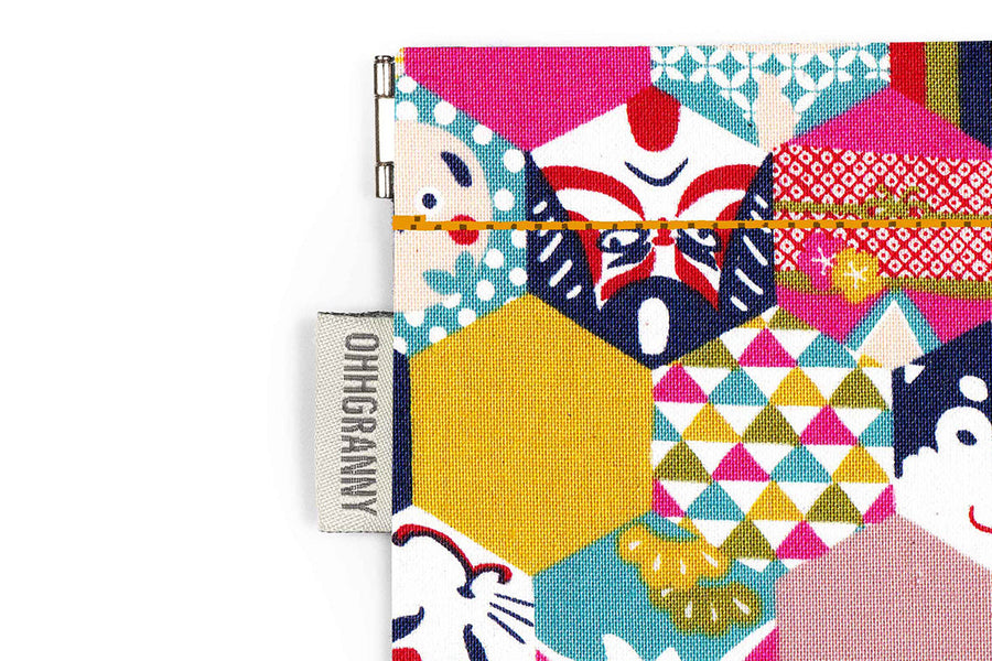 Hexagon Friends (Pink) in M